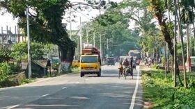শীতে বিপজ্জনক হতে পারে ঢাকা-বরিশাল মহাসড়ক