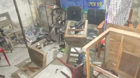 কলাপাড়ায় বিএনপির অফিসে হামলা ও ভাংচুরের অভিযোগ