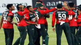 ব্যাট-বলের ব্যর্থতায় ১০৪ রানে হারল টাইগাররা