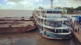 ভোলায় পন্টুন থেকে পড়ে শিশু নিখোঁজ