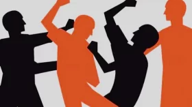 বরগুনায় তরমুজের গাড়িতে চাঁদা আদায়ে বাধা দেওয়ায় আ.লীগ নেতাকে মারধর