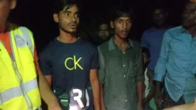 বরগুনায় গাঁজা কিনে ফেরার পথে দুই যুবককে ভ্রাম্যমাণ আদালতের কারাদণ্ড