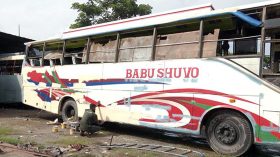 লক্কড়-ঝক্কড় বাস মেরামতের হিড়িক