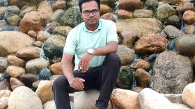 লালমোহনে কাফনের কাপড় এনে পরিসংখ্যান সহকারীর বিষপান