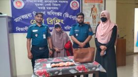 মাদকদ্রব্য নিয়ন্ত্রণ অধিপ্তরের অভিযানে ৭০০০ পিস ইয়াবাসহ নারী গ্রেপ্তার