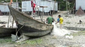শেষ হচ্ছে নিষেধাজ্ঞা: নদীতে নামার প্রস্তুতি জেলেদের