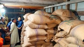 বরগুনায় জেলেদের জন্য বরাদ্দকৃত ভিজিএফের চাল মিলল বসতঘরে!