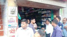 গলাচিপায় ভ্রাম্যমাণ আদালতে দুই চিকিৎসককে লাখ টাকা জরিমানা
