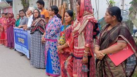 কাউখালীতে যৌন হয়রানির ঘটনার প্রতিবাদে মানববন্ধন কর্মসূচি অনুষ্ঠিত