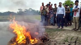 কলাপাড়ায় সরকারি খাল উদ্ধারে নেমেছে ইউএনও