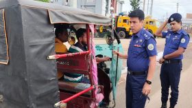 পটুয়াখালীতে সেতুর টোল আদায়ে নৈরাজ্য: সংবাদ প্রকাশের পর এসপির অভিযান