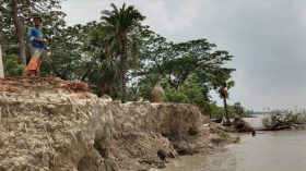 পায়রার ভাঙনে নিঃস্ব ৫০০ পরিবার