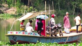নেছারাবাদের ৪ টি খেয়াঘাটে টাকা আদায় হলেও কোষাগার শূন্য