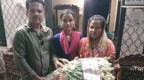 বরগুনায় বাবার মরদেহ মর্গে রেখে পরীক্ষা দেওয়া সেই রিয়া পেল জিপিএ-৫