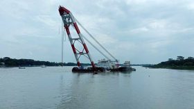 সুগন্ধায় জাহাজে বিস্ফোরণ: নিখোঁজদের সন্ধানে আজও অভিযান