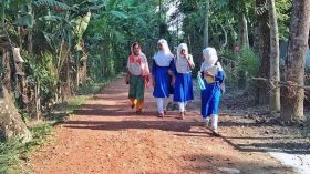পটুয়াখালীতে পাঁচ বছরেও শেষ হয়নি ৩ কিলোমিটার সড়কের নির্মাণকাজ