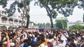 পিরোজপুরে পৌঁছেছে দেলাওয়ার হোসেন সাঈদীর লাশ