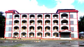 বছরে ৯০ কোটি টাকার নতুন স্কুলভবন পেল লালমোহন