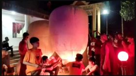 প্রবারণা উৎসবে কুয়াকাটায় আতশবাজি-রঙিন ফানুসের মেলা