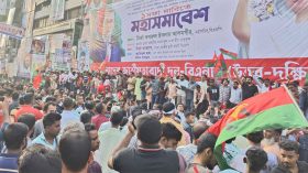 জনসমুদ্র নয়াপল্টন এলাকা, আসছে ‍একের পর ‍এক মিছিলের স্রোত