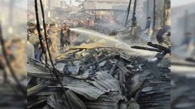 বরগুনায় ৪৩ দোকান পুড়ে ছাই