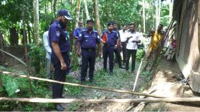 ঝালকাঠিতে ঘরে ঢুকে বৃদ্ধাকে কুপিয়ে হত্যা, আতঙ্ক এলাকাজুড়ে
