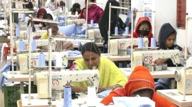 পোশাক শ্রমিকদের ন্যূনতম মজুরি ঘোষণা