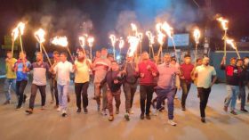 পটুয়াখালীতে অবরোধের সমর্থনে বিএনপির মশাল মিছিল