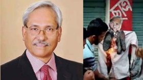 ঝালকাঠিতে ব্যারিস্টার শাহজাহান ওমরের কুশপুত্তলিকা দাহ