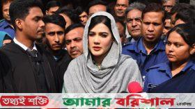 মাহিকে কঠোরভাবে সতর্ক করলেন আদালত