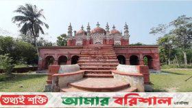 দর্শনার্থীদের টানছে মিয়াবাড়ি মসজিদের নান্দনিক সৌন্দর্য