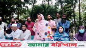 প্রচারণার মাঠে ছুটছেন প্রার্থীর স্ত্রীও