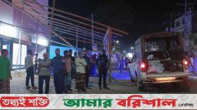 দুমকীতে অবৈধ নির্বাচনী ক্যাম্প ভেঙে দিলেন ইউএনও