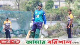 পাঁচ বছর পর সাকিবের ব্যাটে সেঞ্চুরি