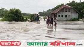 ঘূর্ণিঝড় রেমাল‍॥ বাঁধ ভেঙে রাঙ্গাবালীর ২০ গ্রাম প্লাবিত