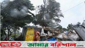 ঘূর্ণিঝড় রিমাল: বরগুনায় ভোট দেওয়ার শর্তে সাহায্যের তালিকা ভুক্তির অভিযোগ