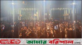 কোটা সংস্কার আন্দোলন: মোমবাতি জ্বালিয়ে ববি শিক্ষার্থীদের বিক্ষোভ
