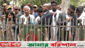 আবু সাঈদের কবর জিয়ারত করলেন ড. ইউনূস