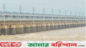 এবার ফারাক্কার ১০৯ গেট খুলে দিল ভারত