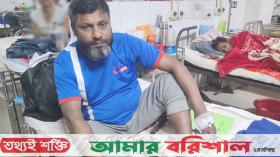 ঝালকাঠিতে চিকিৎসার অভাবে পঙ্গুত্বের পথে পুলিশের গুলিতে আহত চা দোকানি