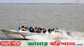 গলাচিপা-রাঙ্গাবালীতে জীবনের ঝুঁকি নিয়ে স্পীড বোটে যাত্রী পারাপার