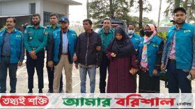 বরিশালে দুদকের অভিযানে পাসপোর্ট অফিসের ২ দালাল আটক