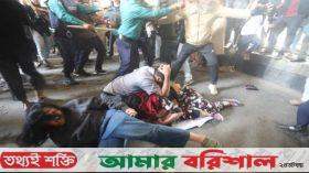 মতিঝিলে শিক্ষার্থীদের দুই গ্রুপের মধ্যে সংঘর্ষ, আহত ৯