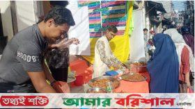 বরিশালে দুই সহোদরের উদ্যোগে এক টাকায় ইফতার