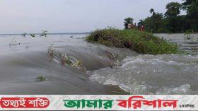 বরগুনায় নিম্নচাপের প্রভাবে জোয়ারের পানিতে নিম্নাঞ্চল প্লাবিত