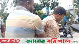 রাস্তার কাজে অনিয়ম, অস্বীকার করায় এলজিইডি কর্মচারীকে গণপিটুনি
