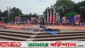 এনসিপির সমাবেশ: প্রস্তুত মঞ্চ, জড়ো হচ্ছেন নেতাকর্মীরা