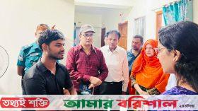 হাসপাতালে অভিযান, টয়লেটে লুকান ভুয়া ডাক্তার, বোরকা পরে পালানোর চেষ্টা