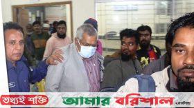 ছবি তোলায় আদালত চত্বরে সাংবাদিকের ওপর হামলা বিআরটিএ’র কর্মকর্তার