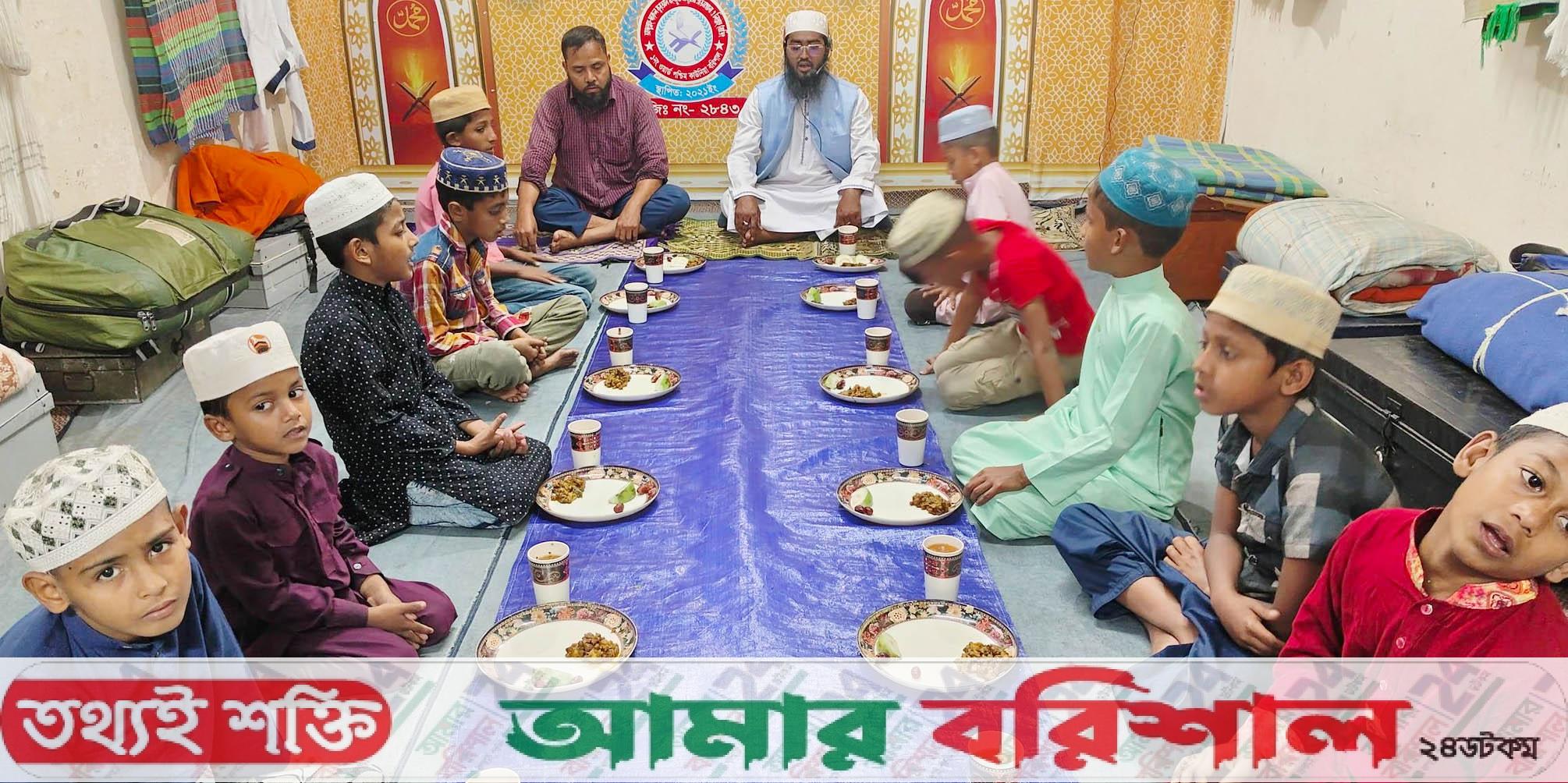 রমজান মাসে এতিম শিশুরা চায় একটু সহযোগীতা